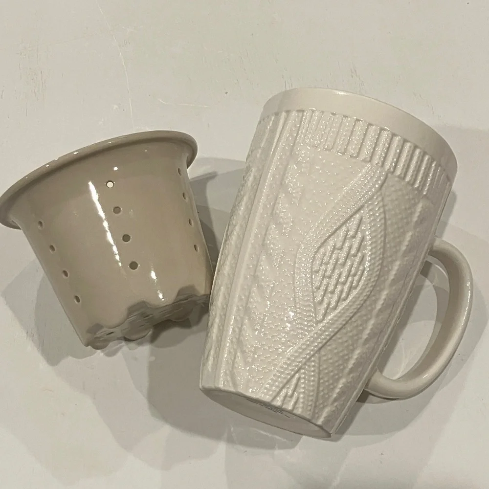 Textured White Stoneware Mug & Infuser